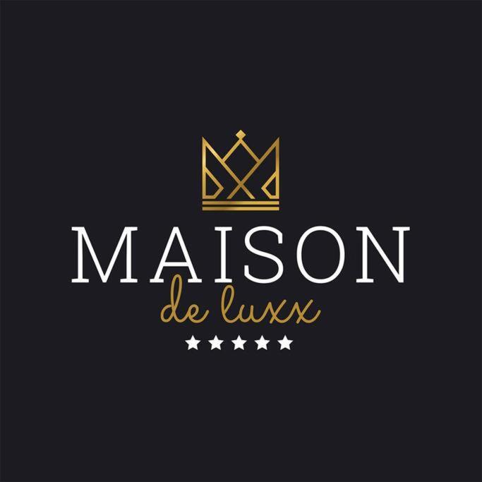 Maison De Luxx A3 Lägenhet Larissa Exteriör bild
